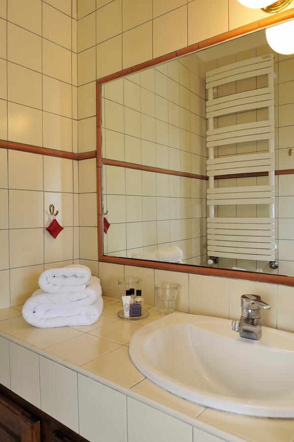 Hotel Charembeau Forcalquier Zewnętrze zdjęcie