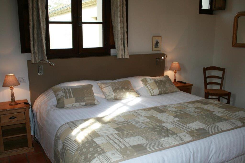 Hotel Charembeau Forcalquier Zewnętrze zdjęcie